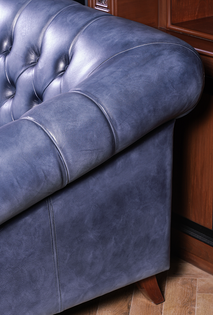Broadwell Chesterfield Leather Sofa – Handwaxed