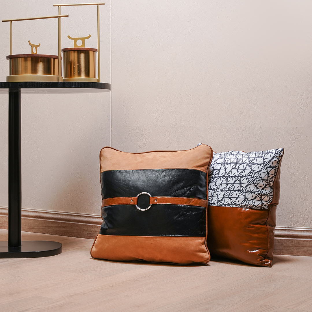 Regal Ring Nubuck Cushion – Sculpted Elegance in Comfort | Leather Galleria