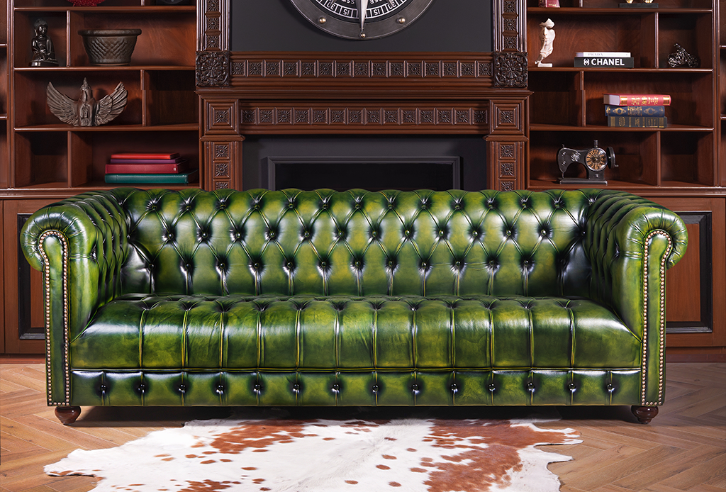 Waldon Chesterfield Leather Sofa – Handwaxed
